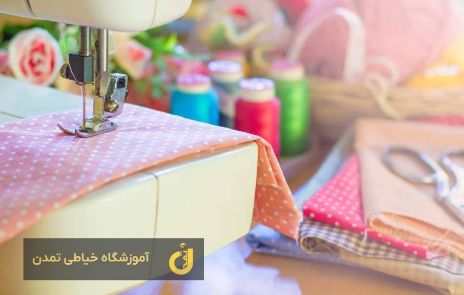 نازک دوزی در آموزشگاه خیاطی تمدن امیریه شهریار